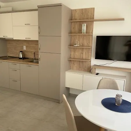 Horizon Katrina - Sea Line & Access Święty Włas