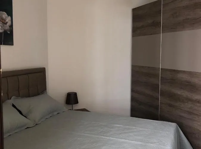 Horizon Katrina - Sea Line & Access *