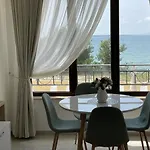 Horizon Katrina - Sea Line & Access Apartment