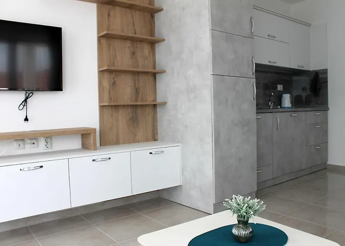 Horizon Katrina - Sea Line & Access Apartment