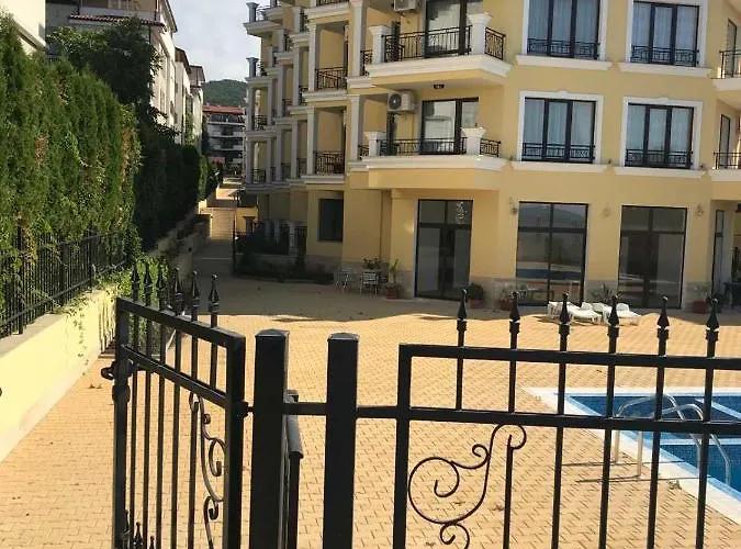 Horizon Katrina - Sea Line & Access