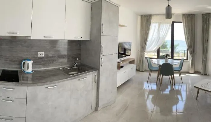 Horizon Katrina - Sea Line & Access Sweti Wlas